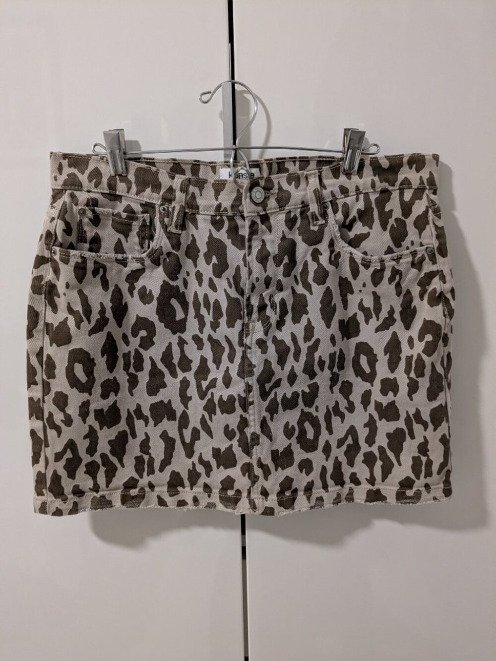 Kenzie Animal Print Denim Miniskirt NWOT size 8